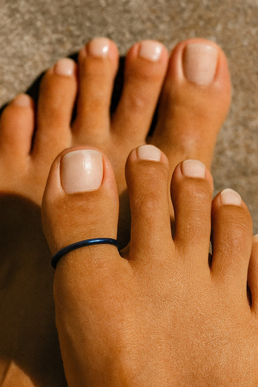 DARK BLUE BIG TOE RING
