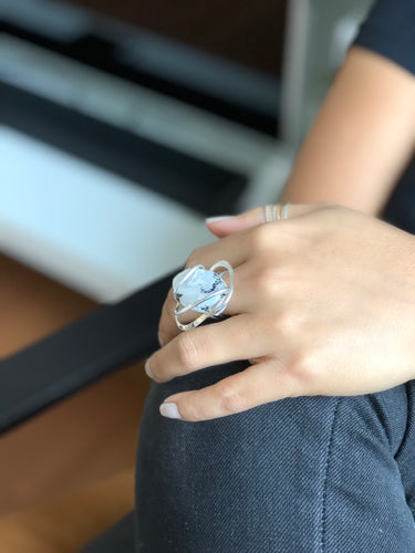 ICE CAVE WAVE RING