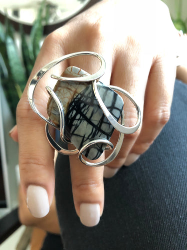 PICASSO WAVE RING